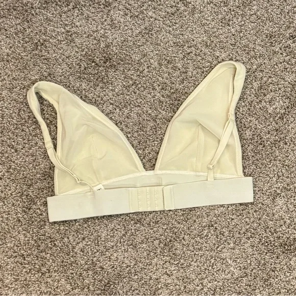 SKIMS Cotton Rib Plunge Bralette - Picture 3 of 3